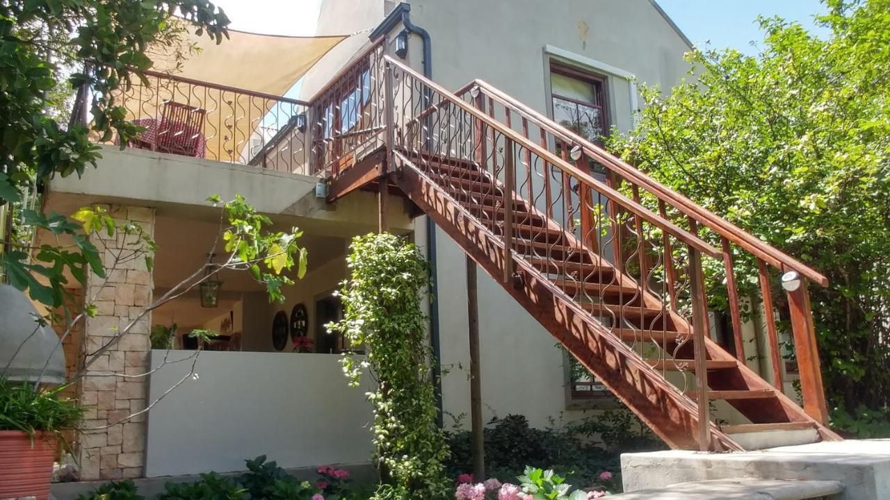 Aan De Vliet Guest House Stellenbosch Exterior foto